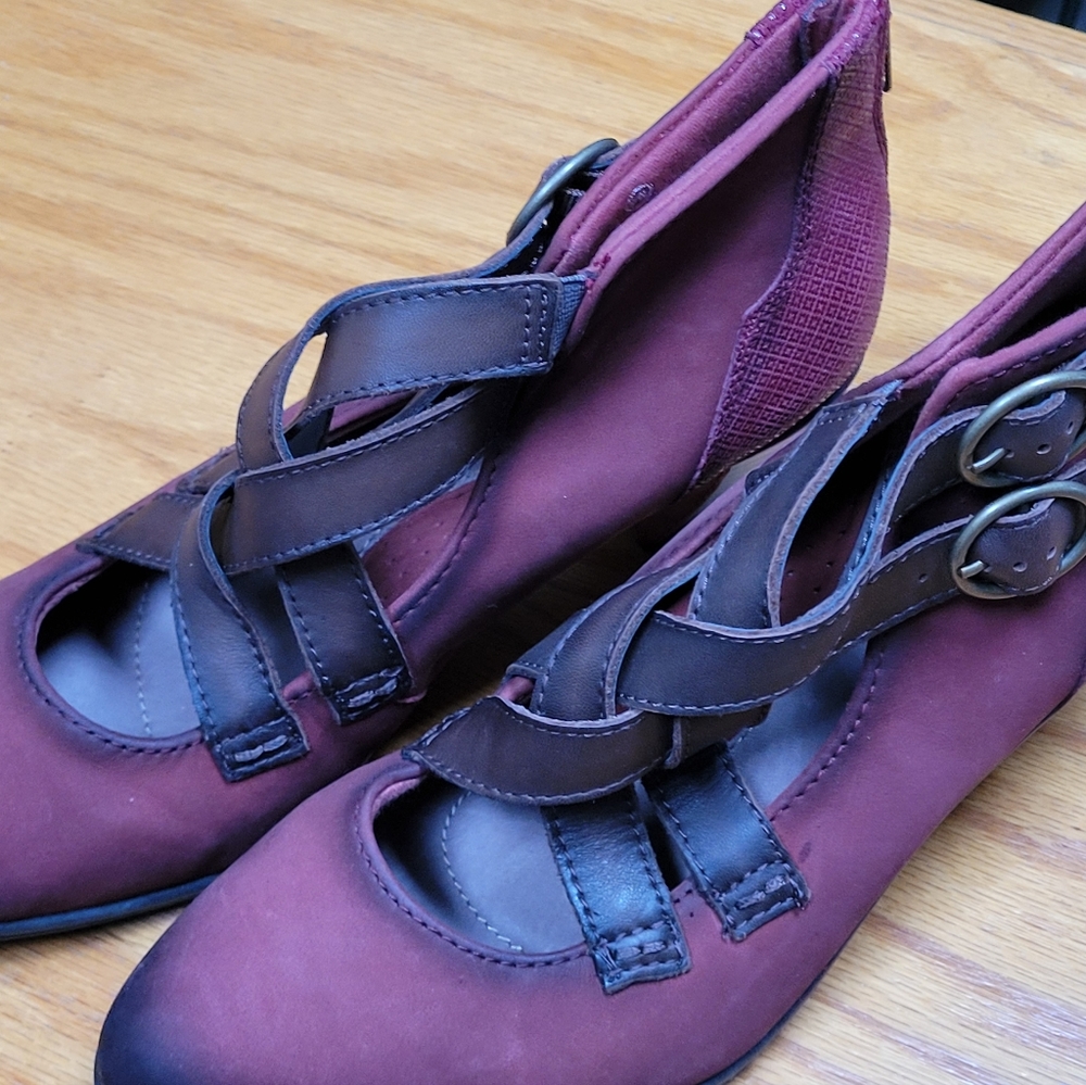 Earth brand mules, zipper back, 9B, never worn.